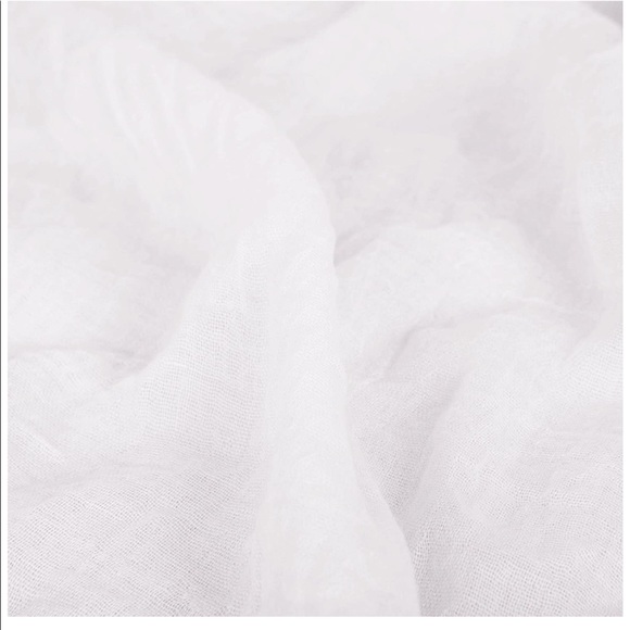 White Shawl / Wrap - Picture 6 of 10